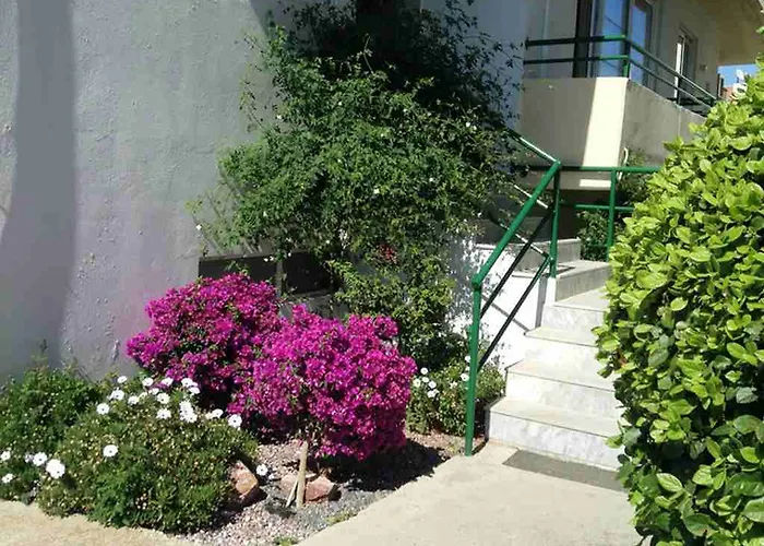 Ξενοδοχείο με διαμερίσματα Anita 4*