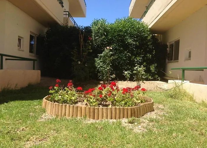 Anita 4*