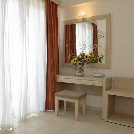 Anita Ialysos (Rhodes)